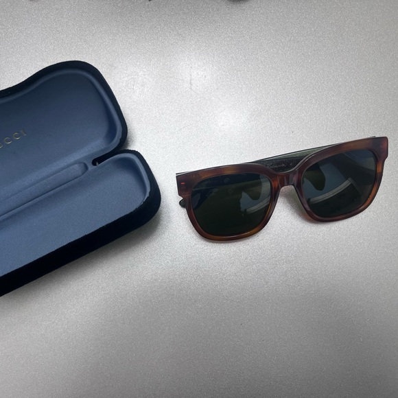 Gucci Ophidia Mini Messenger Bag supreme GG canvas set with sunglasses - Picture 8 of 16